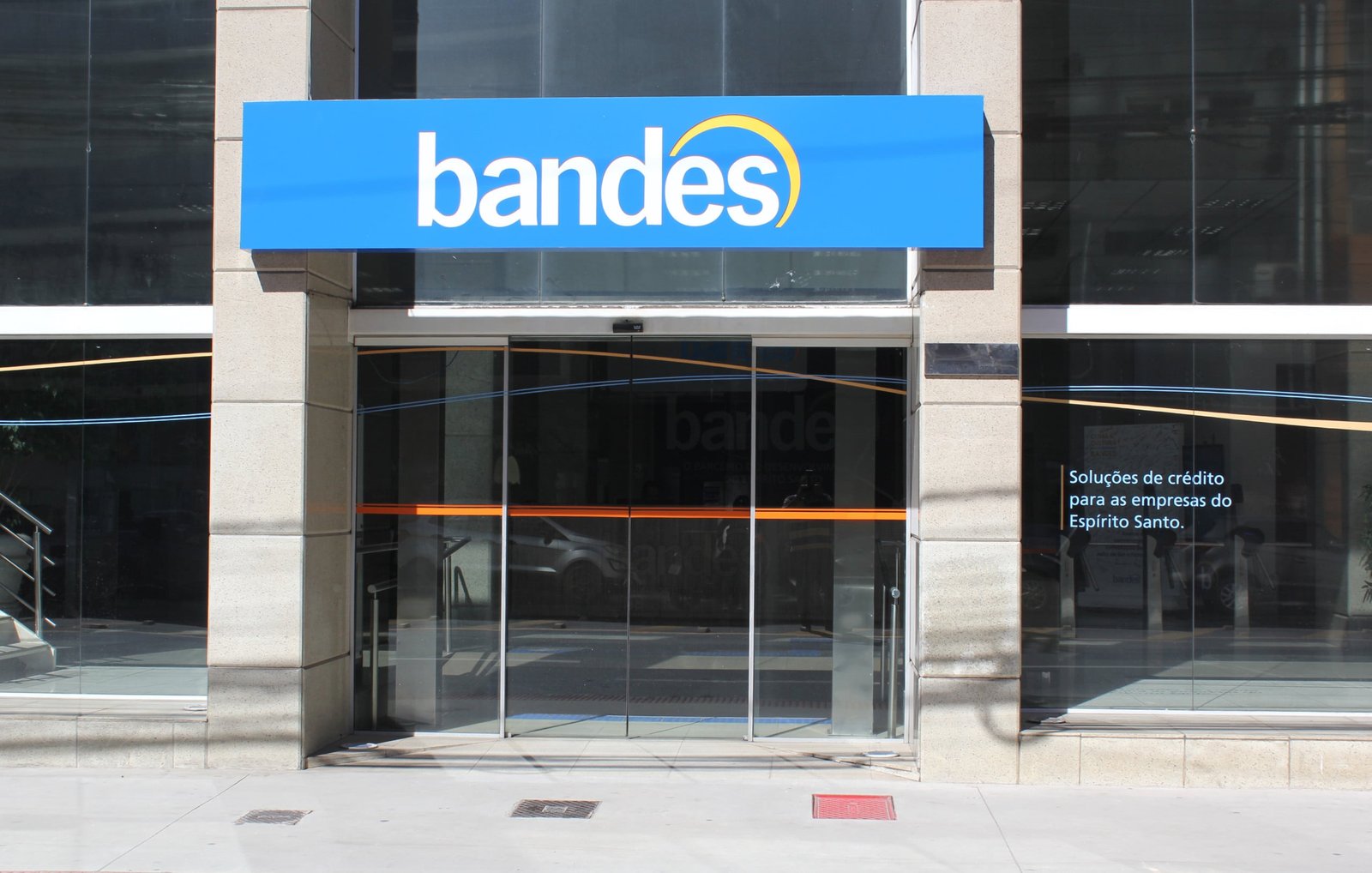 Bandes-2-scaled.jpg