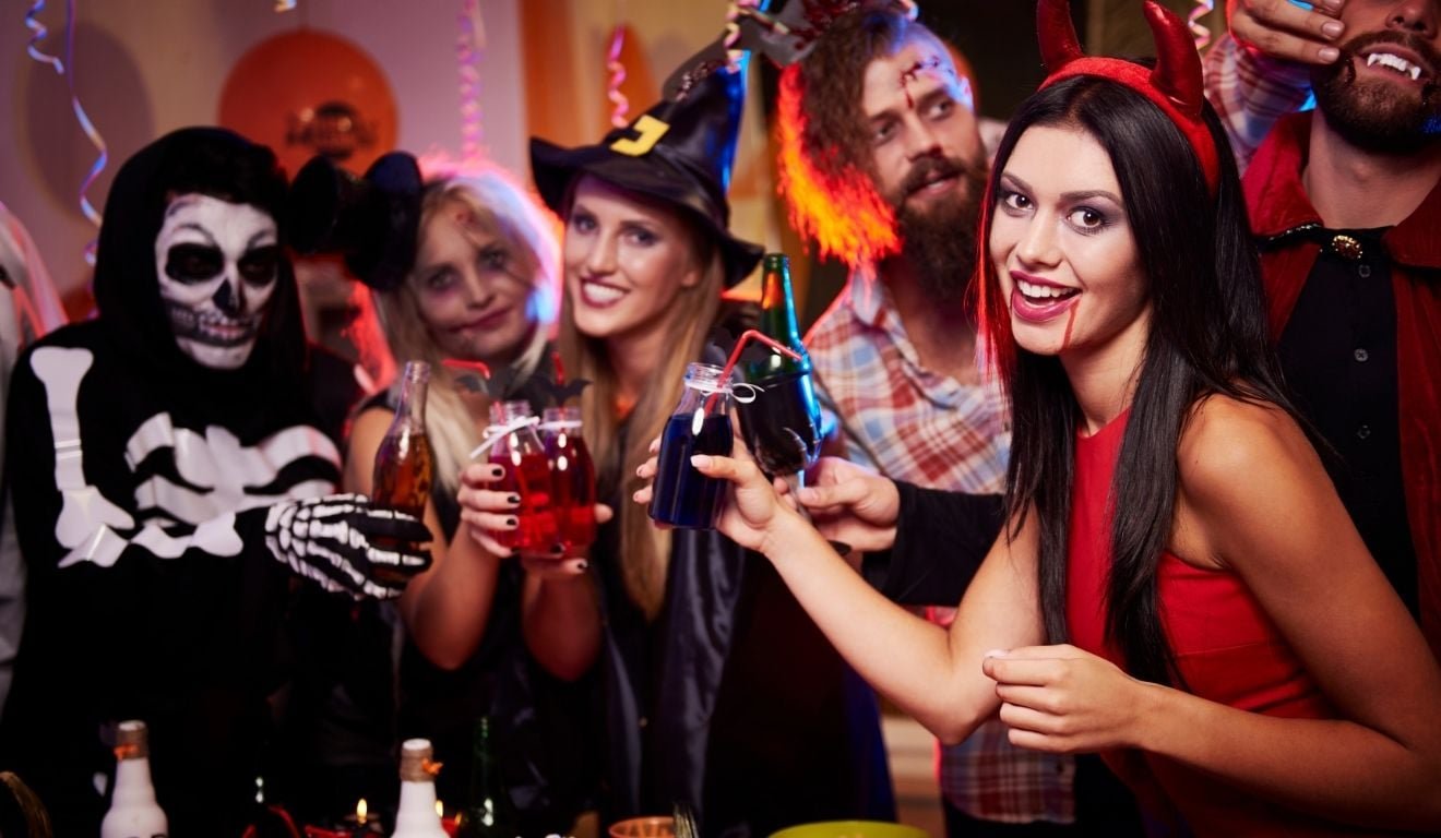 Como-se-vestir-para-uma-festa-de-Halloween-se-voce-odeia-se-fantasiar-ou-nao-quer-gastar.jpg