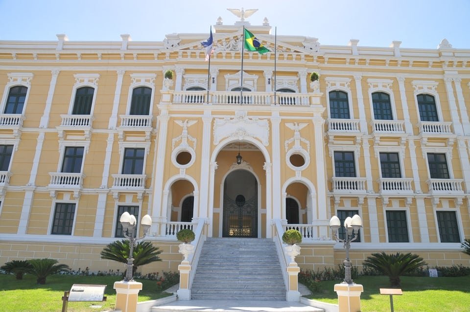 ooEUcMVY-palacio-anchieta-1.jpg